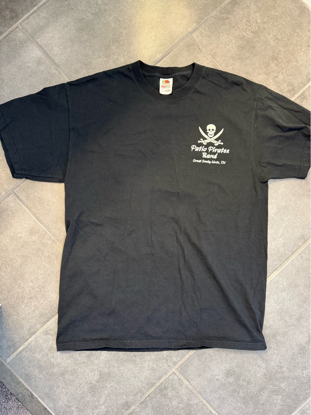 Fruit of the Loom Black T-Shirt with White Pirate Skull Graphic